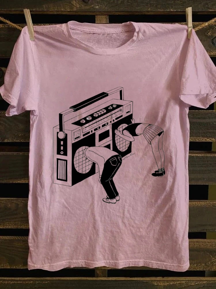 Retro punk rock band printed design pattern T-shirt