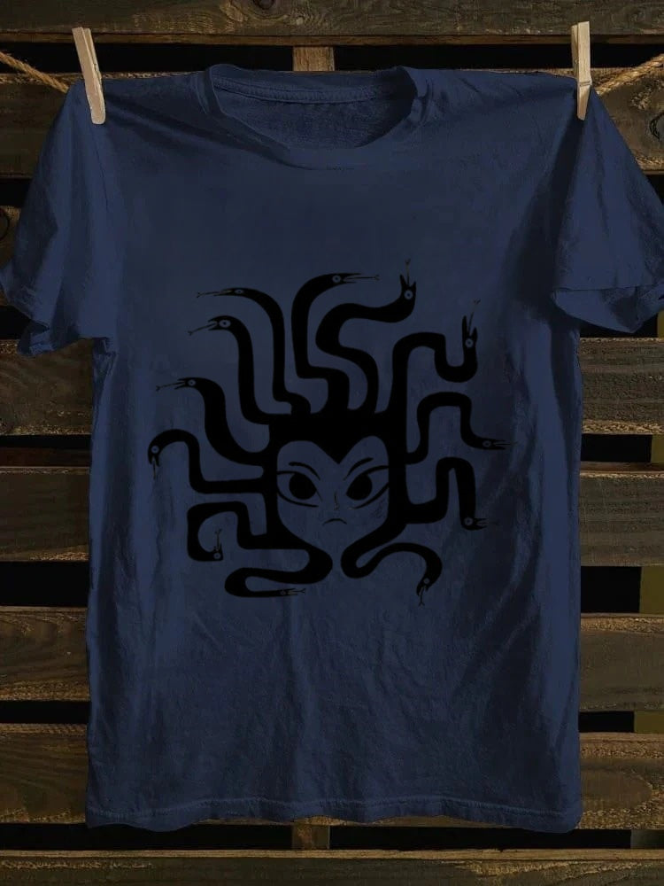 Retro punk rock "Never Give Up" T-shirt - Dark snake print retro T-shirt