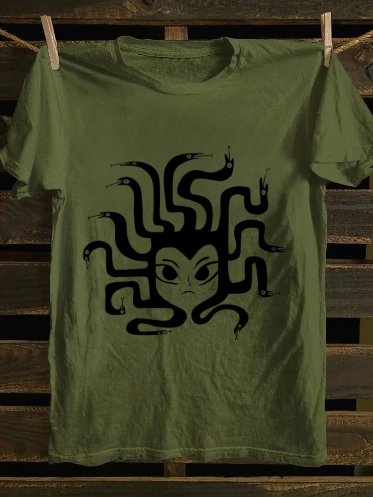 Retro punk rock "Never Give Up" T-shirt - Dark snake print retro T-shirt