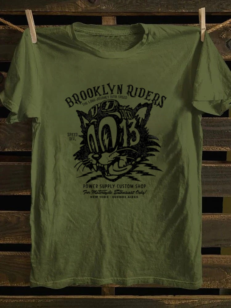Retro punk rock band printed design pattern T-shirt