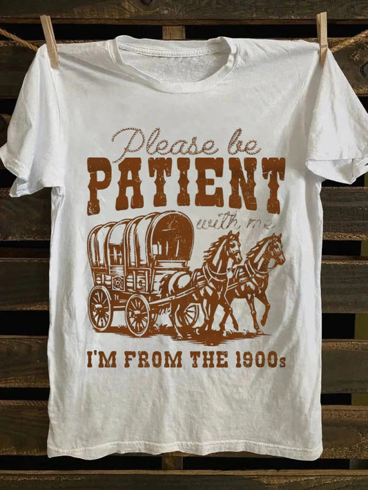 Retro 1900s Time Traveler Humor Graphic PrintT-Shirt