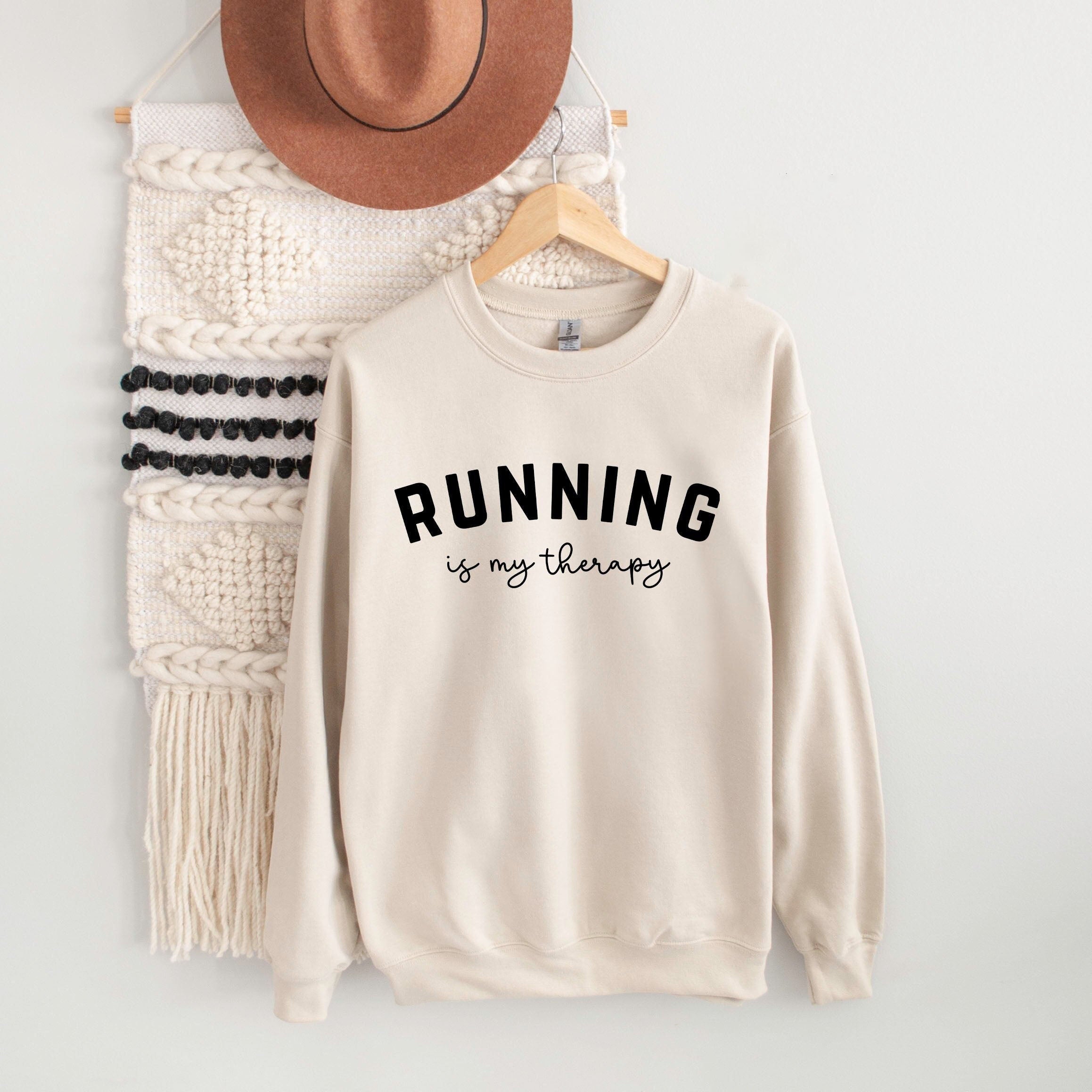 【Wholesale】Running Is My Therapy Sweatshirt（⚡As low as $19.99/pcs⚡）